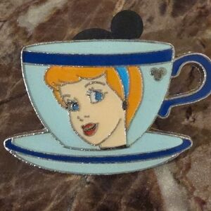 Disney Pin - Disney Tea Cup Series Hidden Mickey 1 of 6 Collector Trading Pin
